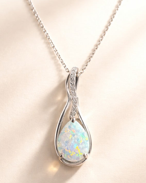 OPALINE • Opal mit faszinierendem Farbenspiel