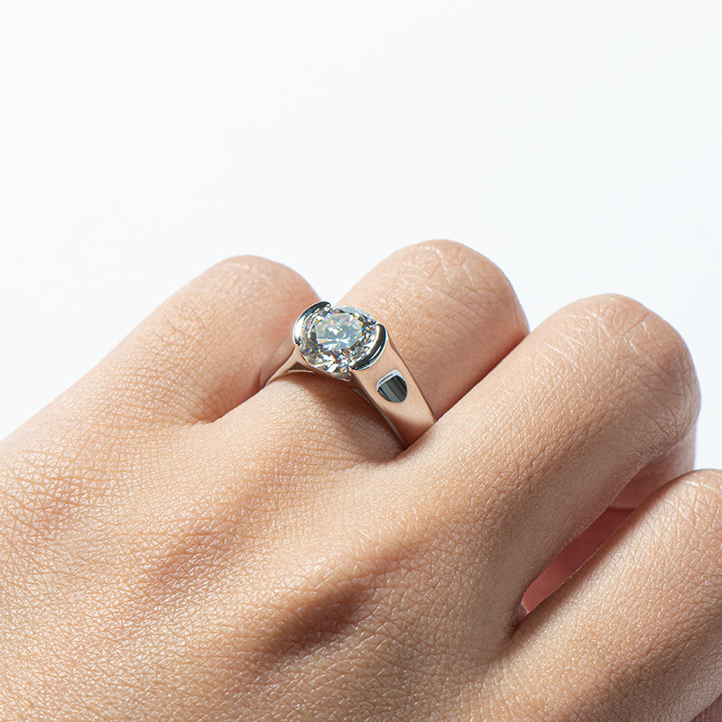 FELICITAS • Strahlender Moissanit-Ring (2.0 ct)