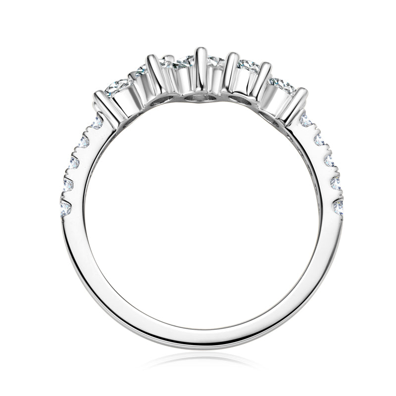 VALENTINA • Zackenförmiger Ring mit Moissanitbesatz